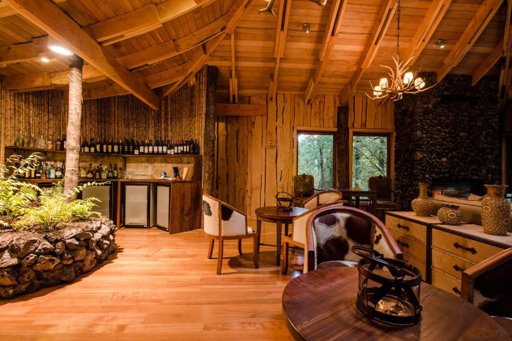 Huilo Huilo Nawelpi Lodge Puerto Fuy Exterior foto